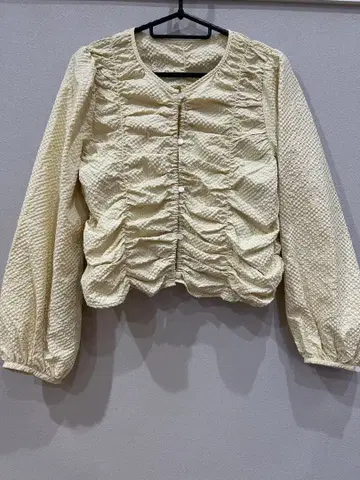 Ray BEAMS 셔링 개더 블라우스 긴팔 아이보리