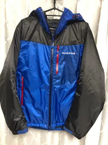 몽벨 플랫 아이언 후드티 S 사이즈 컨디션 최상 방한 자켓