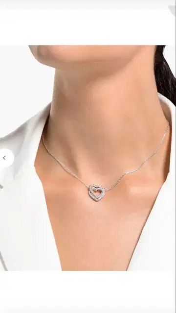 Swarovski 하트 모양 목걸이