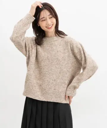 [ 택 포함 새상품 ] 허니즈 시네마 클럽 크루넥 니트