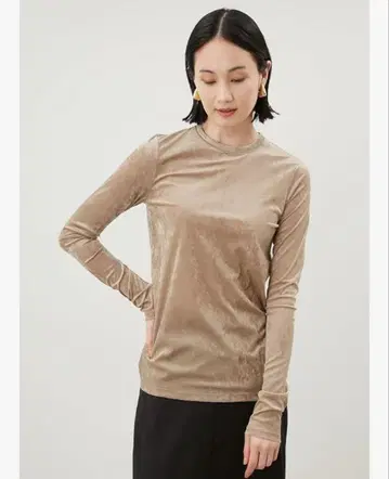 미라 오웬 Mila Owen 벨로아 롱T셔츠