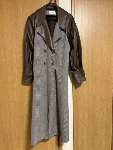 MURUA 가죽 트렌치코트