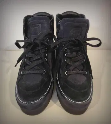 PIERRE HARDY 피에르 아르디 하이컷 아오야마