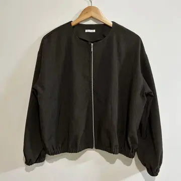 아이템즈 어반 리서치 린넨라이크 노카라 블루종