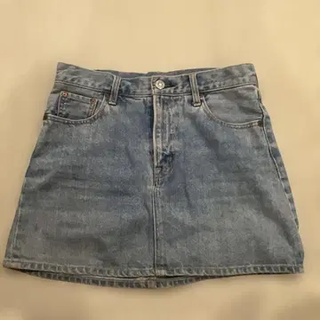 MOUSSY 라이트 블루 데님 타이트 스커트