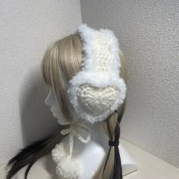 귀도리 귀마개 핸드메이드 니트 손뜨개질 화이트 하트