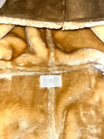 LHP 후드 부착 무스탕 코트