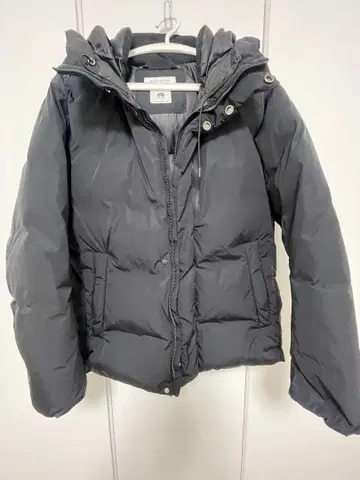 Beauty&Youth 코마츠 마테레 다운 재킷 블랙 L 사이즈