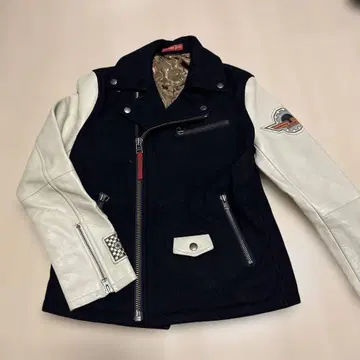 더블 라이더 자켓 네이비와 화이트