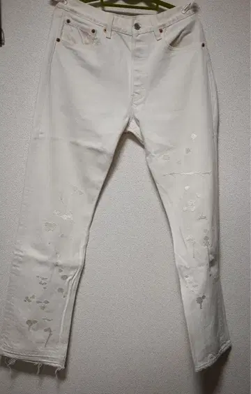 Ink. 리메이크 화이트 데님 sun light 자수