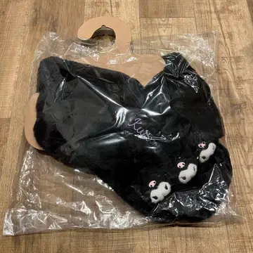 쿠로미 KUROMI 마스코트 부착 티펫