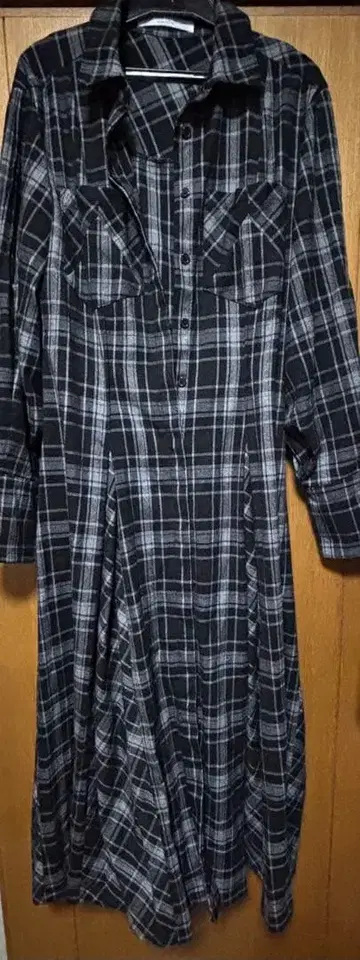 herlipto Checkered Pleats LongShirtDress