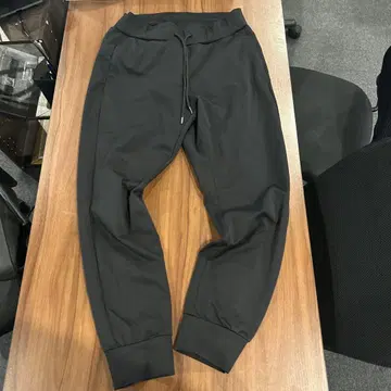 어태치먼트 19AW 사이로 기가 Pe 스트레치 조거 팬츠 M 사이즈