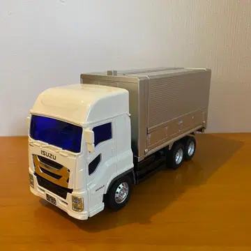 ISUZU GIGA 완구