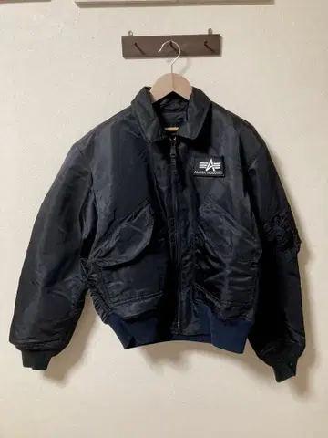 ALPHA INDUSTRIES MA-1 플라이트 자켓 블랙 M