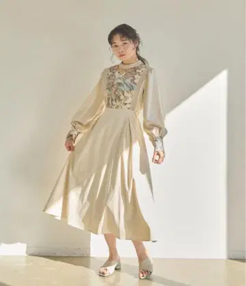 idem Watercolor flower One piece 이뎀 꽃무늬