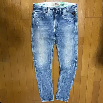 [ 블리치 가공 ] REPLAY 라이트 블루 슬림 핏 데님 팬츠