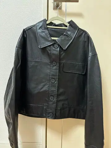 페이크 레더 자켓