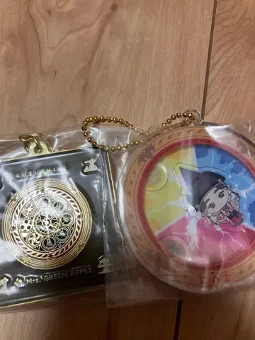 미세스 제일복권 F상 메탈 참 아크릴 참 2종 세트