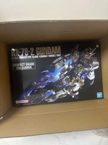 RX-78-2 건담 PG (퍼펙트 그레이드)