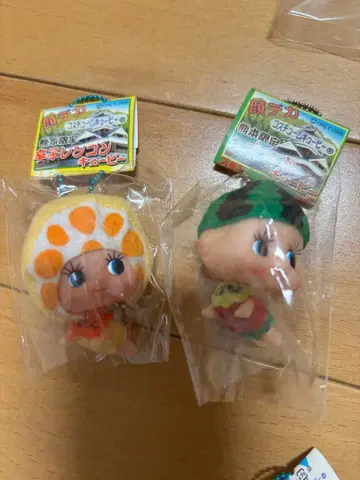 지역 한정 빅 얼굴 큐피 키링 수박 매운 연근