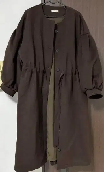 mystic 허리 셔링 코트