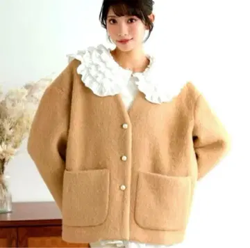 미사용 새상품 meraki 펄 버튼 노카라 코트 V넥 포켓 카멜