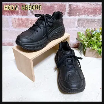 미사용급 [ 호카오네오네 ] 러닝화 본다이 블랙 22.5 시착만 한 상품
