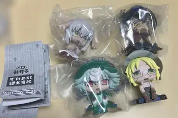 메이드 인 어비스 토로린 마스코트 나나치 리코 레그 푸르슈카 4점 세트