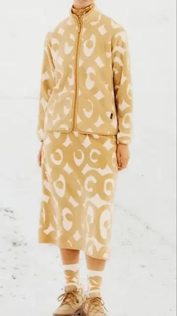 UNIQLO 마리메꼬 플리스 셋업 XL 미사용