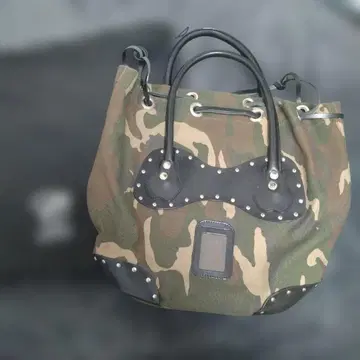 Carnet 카모플라쥬 토트백