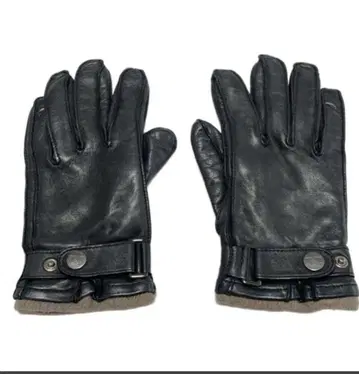새상품급 tomorrowland 블랙 가죽 장갑 버클 포함