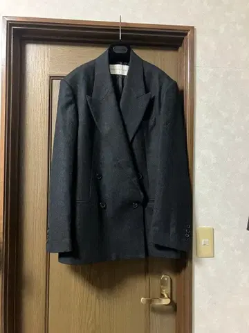 기장 수선 있음 dries van noten 23aw 더블 테일러드 자켓