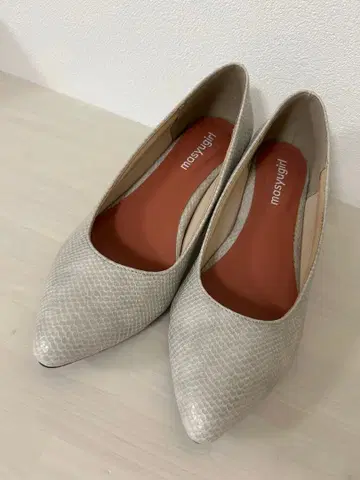 마루이 펌프스 25.5cm