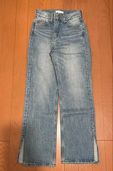 AMERI 슬릿 데님 24