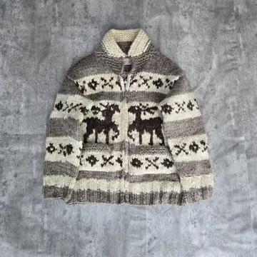 KANATA 카나타 지퍼 카우친 스웨터 루돌프 무늬