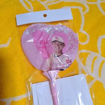 하트 모양 핑크 부채 선수 사진 포함