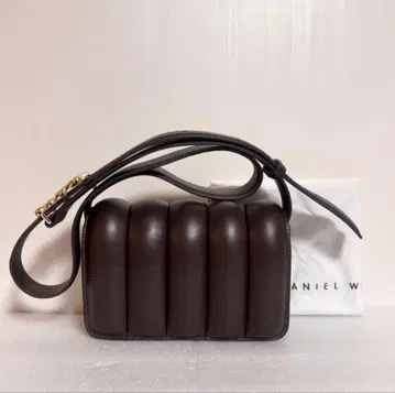 [ 새상품 ] Daniel Wellington Mini Sadie Bag