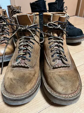 화이트 부츠 샌드 베이지 스웨이드 노스웨스트 스모크 점퍼