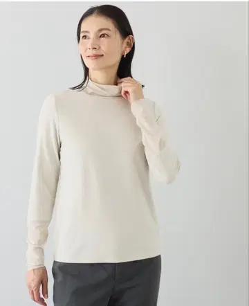 스타일 라비 튤 악센트 터틀넥 풀오버