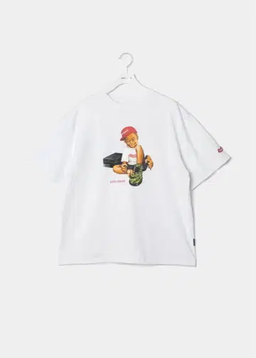 애플바움 BRAND NEW KICKS PIXEL CAMO T-SHIRT