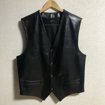 SCHAFFEN 블랙 가죽 베스트