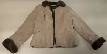 BOSCH 베이지 무스탕풍 하프 코트