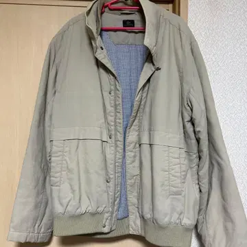 LACOSTE 베이지 점퍼