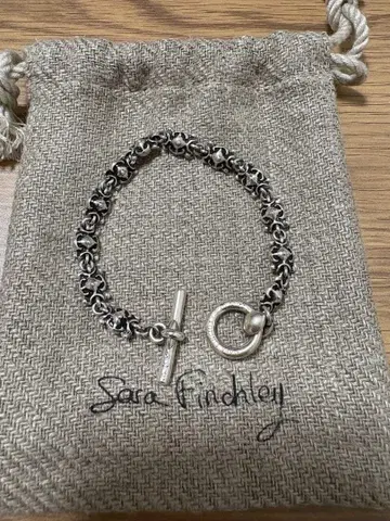 Sara Finchley 'narrow bracelet'