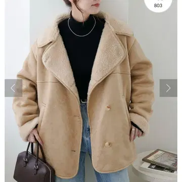 Discoat 페이크 무스탕 미들 코트