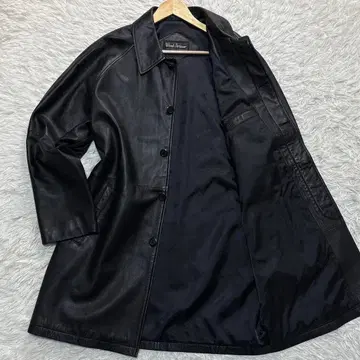 컨디션 최상 윈드아머 램 가죽 코트 롱 블랙 올 패턴 양가죽 이태리제