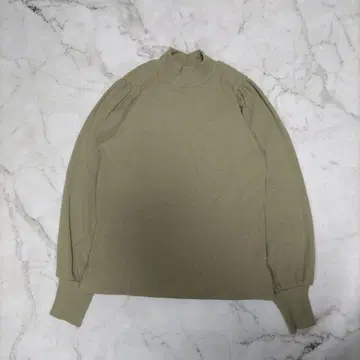 ZEST 리브 니트 하이넥 풀오버 카키