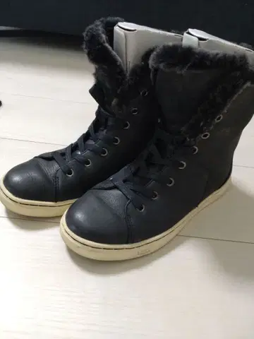 가죽 스니커즈 부츠