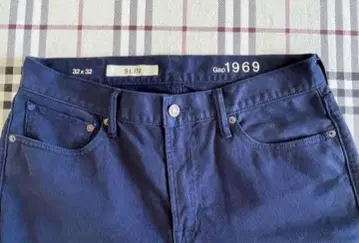 [ 새상품급 ] GAP 1969 치노 팬츠 32 x 32 다크 네이비
